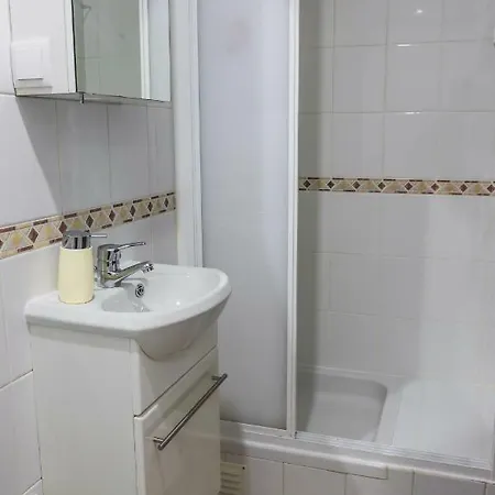 Nocleg ze śniadaniem Estrela20 *