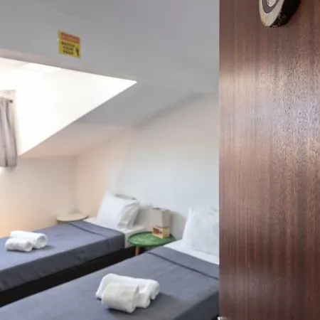 Estrela20 Bed & Breakfast